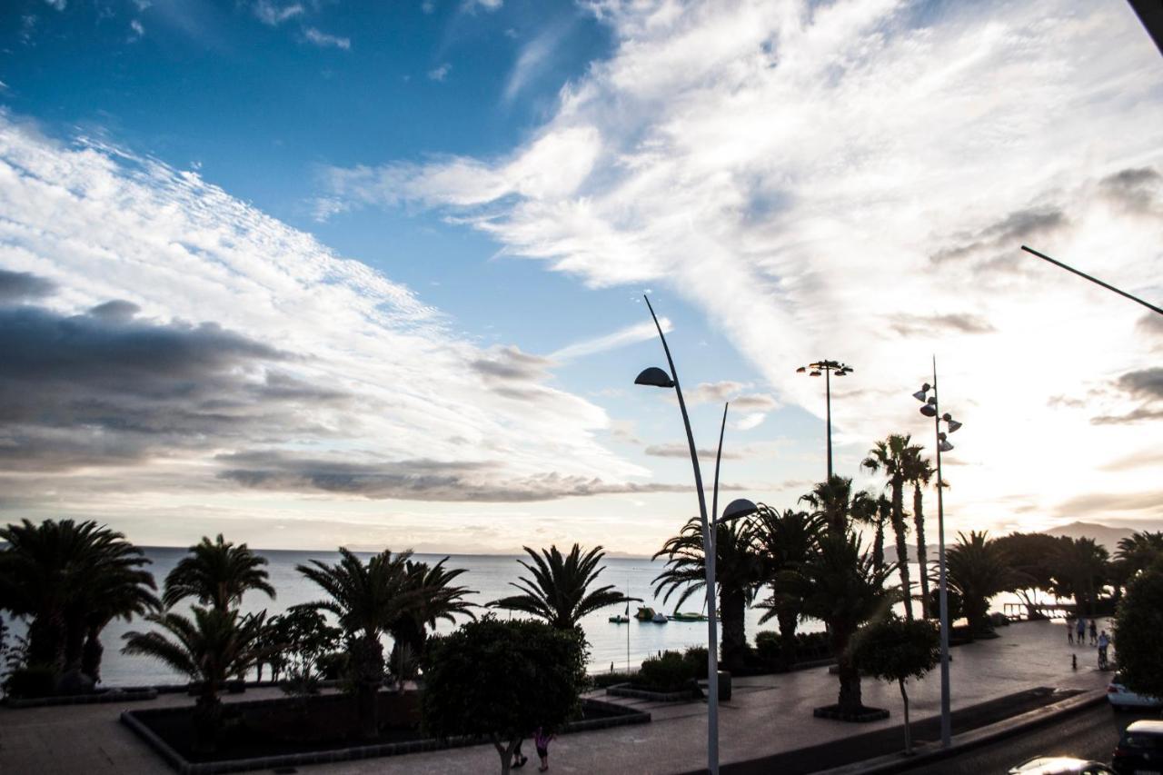 Ferienwohnung Casa Atlantico On The Front Line With Amazing Sea Views Puerto del Carmen  Exterior foto
